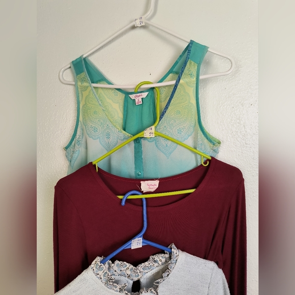 Bundle Of 3 Tops Women's Size Small S - Picture 5 of 12
